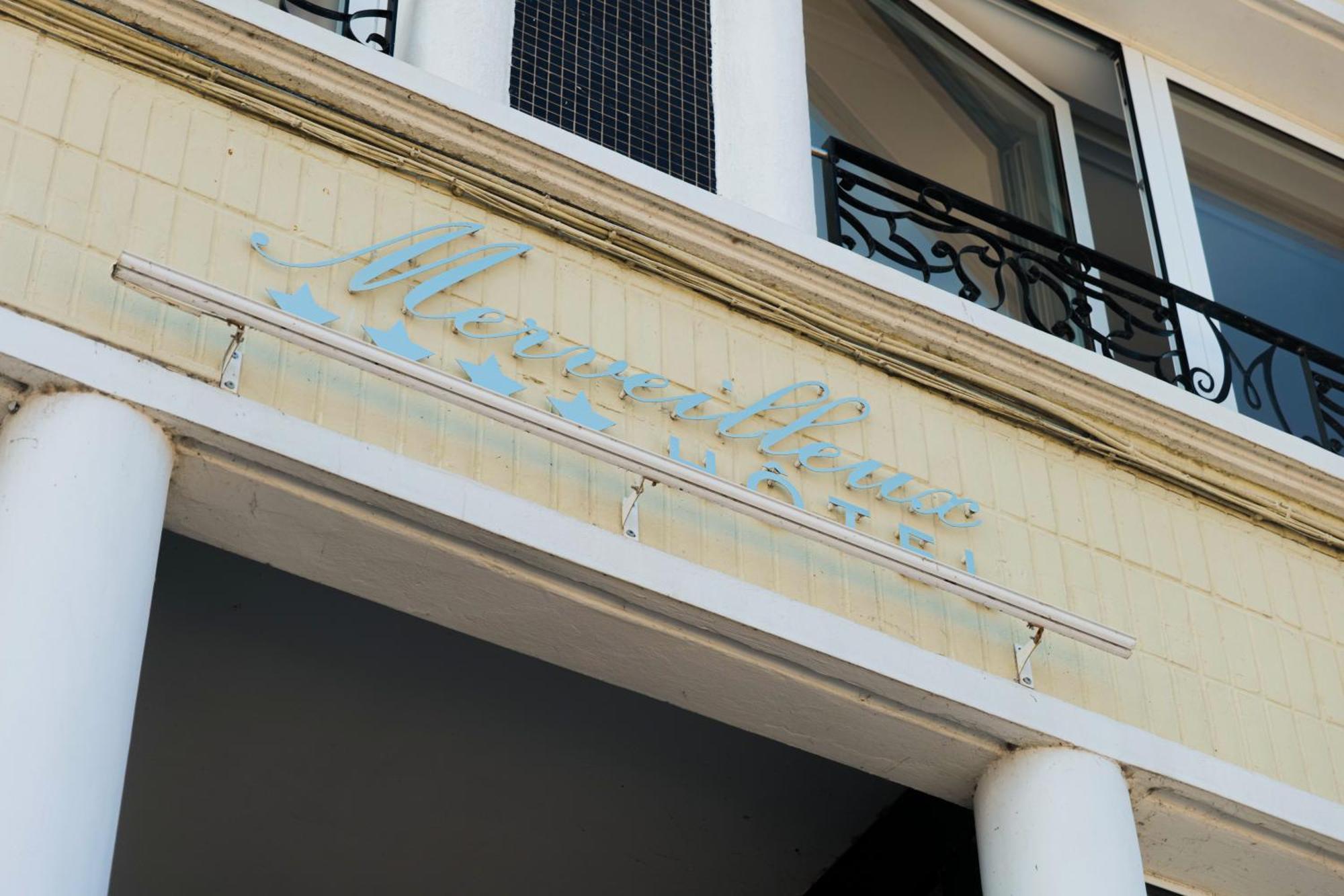 Hotel Merveilleux Cote Mer Дюнкерк Экстерьер фото