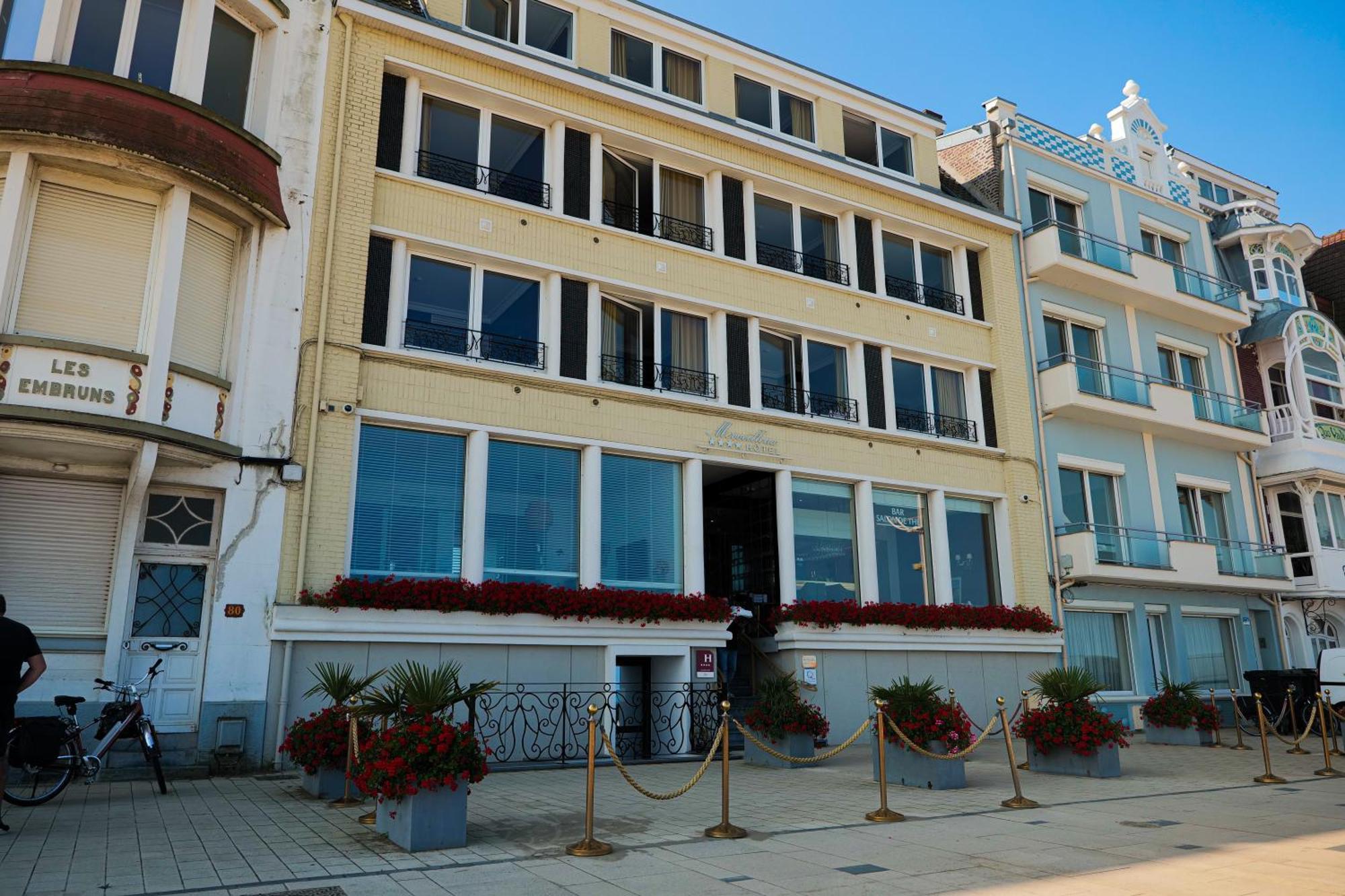 Hotel Merveilleux Cote Mer Дюнкерк Экстерьер фото