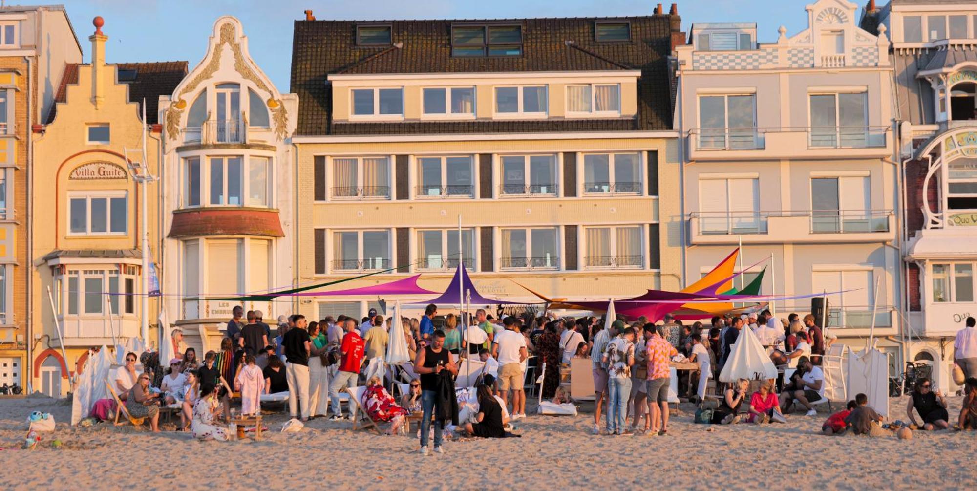 Hotel Merveilleux Cote Mer Дюнкерк Экстерьер фото