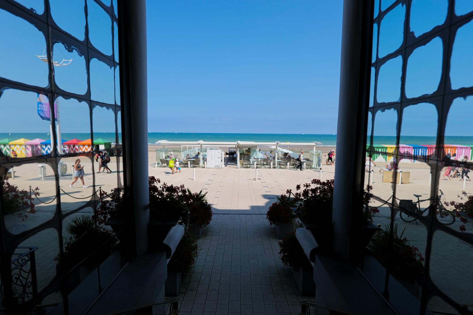 Hotel Merveilleux Cote Mer Дюнкерк Экстерьер фото